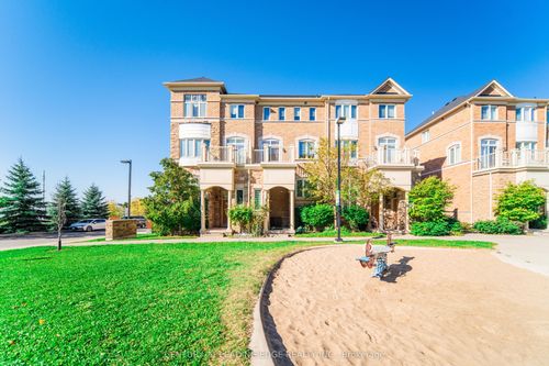 5 Dearie Lane, Markham, ON, L3R2L8 | Card Image