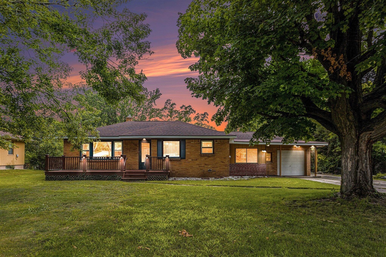 Giddings Ave, Grand Rapids, MI 49508