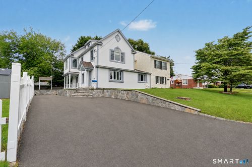 1 Campfield Dr, Fairfield, CT, 06825-3721 | Card Image