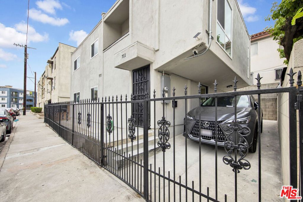 Residential in Los Angeles 3