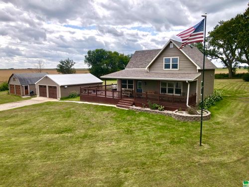 4727 90th Ave, Linn Grove, IA, 51033-7527 | Card Image