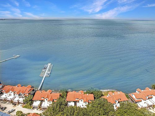 b-80 Bay Bridge Dr, Gulf Breeze, FL, 32561-4467 | Card Image