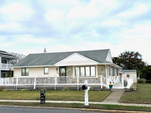 105 Beach Dr, North Cape May, NJ, 08204-1919 | Card Image