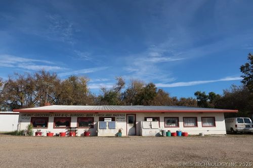 725 Carpenters Bluff Rd, Hendrix, OK, 74741-1210 | Card Image
