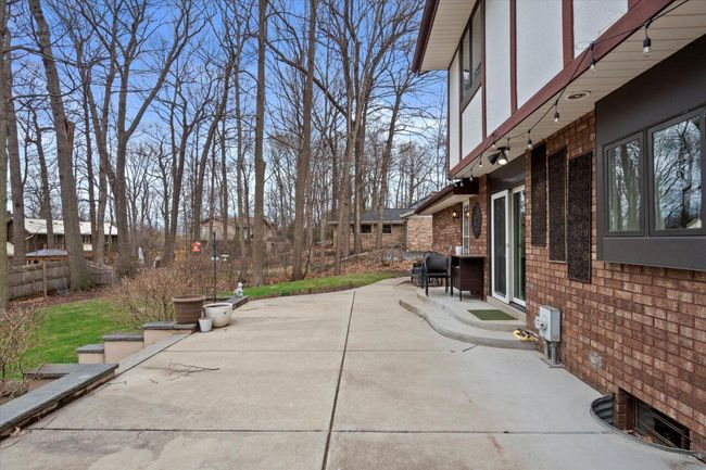2521 W Wending Drive, House other with 4 bedrooms, 2 bathrooms and null parking in Glendale WI | Image 43