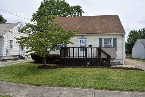 783 Belvedere Ave Se, Warren, OH, 44484-4325 | Card Image