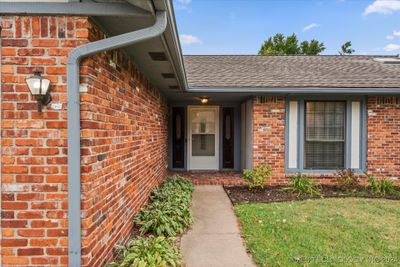 1813 Rolling Hills Place, House other with 3 bedrooms, 2 bathrooms and null parking in Bartlesville OK | Image 2