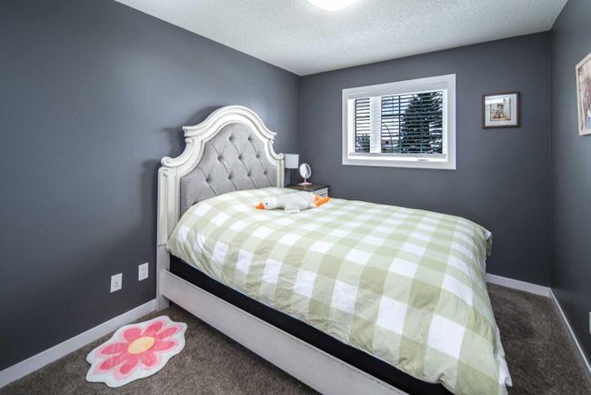 315 Hawkstone Close Nw, Home with 5 bedrooms, 3 bathrooms and 6 parking in Calgary AB | Image 31