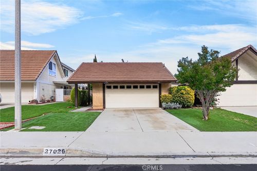 27026 Rio Pecos Dr, Valencia, CA, 91354-2258 | Card Image