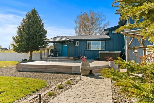 341 Robinson Canyon Rd, Ellensburg, WA, 98926-8016 | Card Image