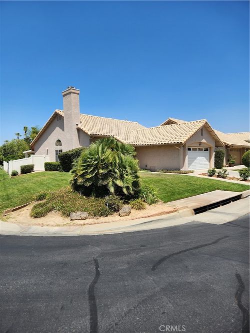 781 Torrey Pines Rd, Banning, CA, 92220-5365 | Card Image
