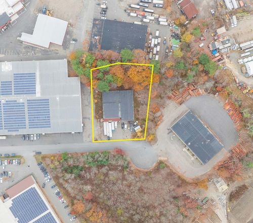 8 Carver Cir, Canton, MA, 02021-2456 | Card Image