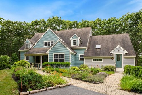 8 Shore Road, Biddeford, ME, 04005 | Card Image