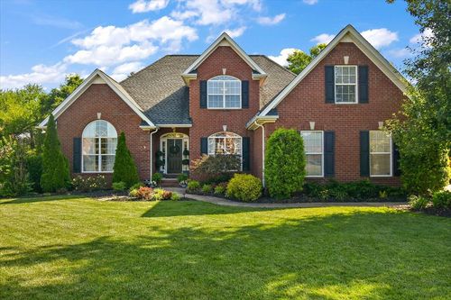 2260 Westwood Dr, Murfreesboro, TN, 37130-1150 | Card Image