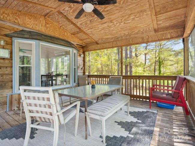 UPPER BACK PORCH SCREENED IN | Image 40