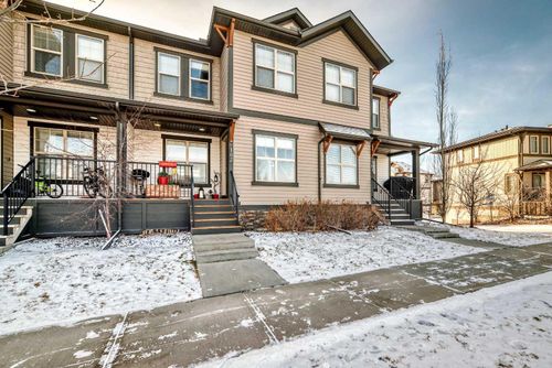 102-32 Horseshoe Cres, Cochrane, AB, T4C2P4 | Card Image