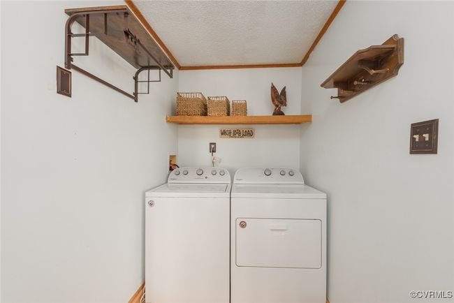 1316 General Puller Hwy, House other with 3 bedrooms, 2 bathrooms and null parking in Saluda VA | Image 15