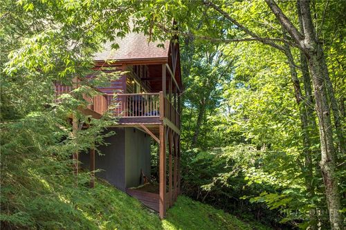 50 Cabin Ridge Ln, Banner Elk, NC, 28604-6090 | Card Image