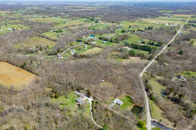 1828 W 750 S, House other with 3 bedrooms, 3 bathrooms and null parking in Trafalgar IN | Image 136