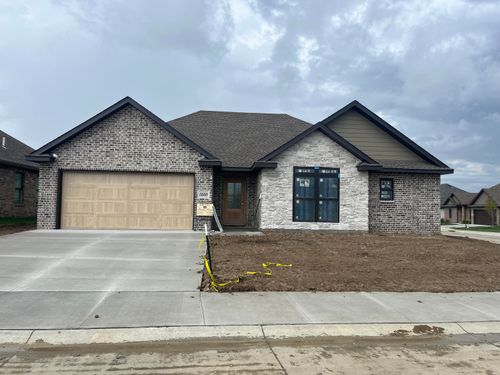 5600 Troylene Ct, COLUMBIA, MO, 65201-8438 | Card Image