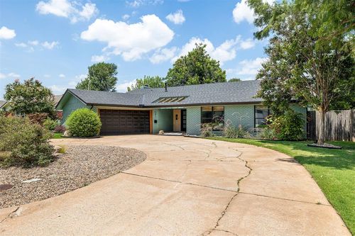 3817 Nw 68th St, Oklahoma City, OK, 73116-1816 | Card Image