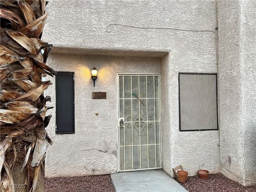 2611 Aracatuba Avenue, Las Vegas, NV, 89121 | Card Image