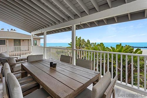a-522 4th St, Encinitas, CA, 92024-3209 | Card Image