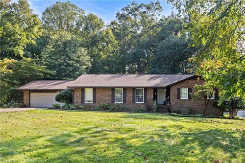 4671 Forest Manor Dr, Winston-Salem, NC, 27103-9774 | Card Image
