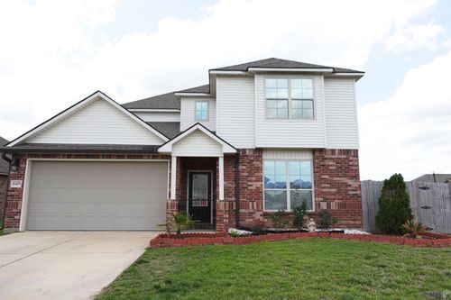 6475 Hackberry Ridge Ave, Zachary, LA, 70791-7490 | Card Image