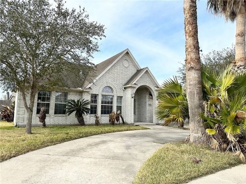 7613 Bayonne Dr, Corpus Christi, TX, 78414-6176 | Card Image