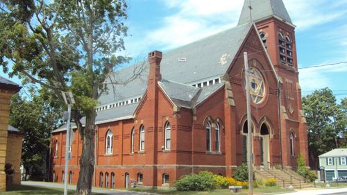 43 Front St, Exeter, NH, 03833-2707 | Card Image