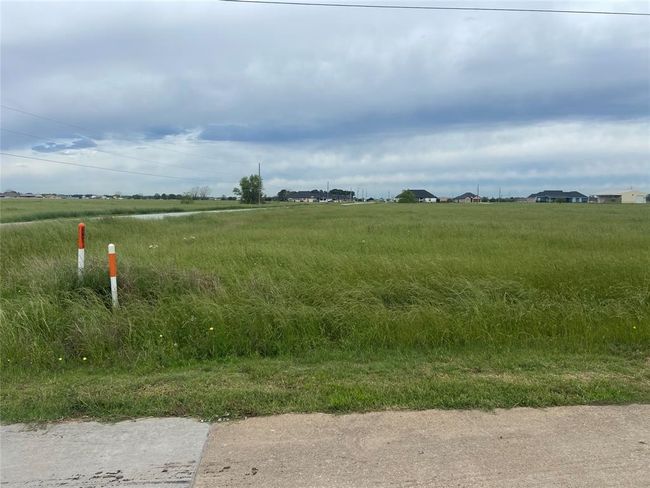 318 Brahman Trl, Home with 0 bedrooms, 0 bathrooms and null parking in Angleton TX | Image 11