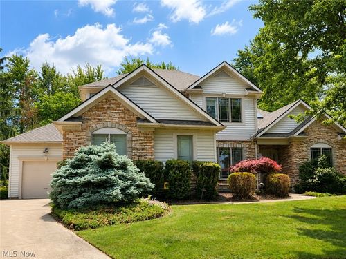 39710 Alsace Ct, Solon, OH, 44139-6702 | Card Image