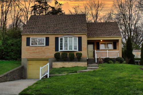 451 Kitty Ln, Cincinnati, OH, 45238-5517 | Card Image