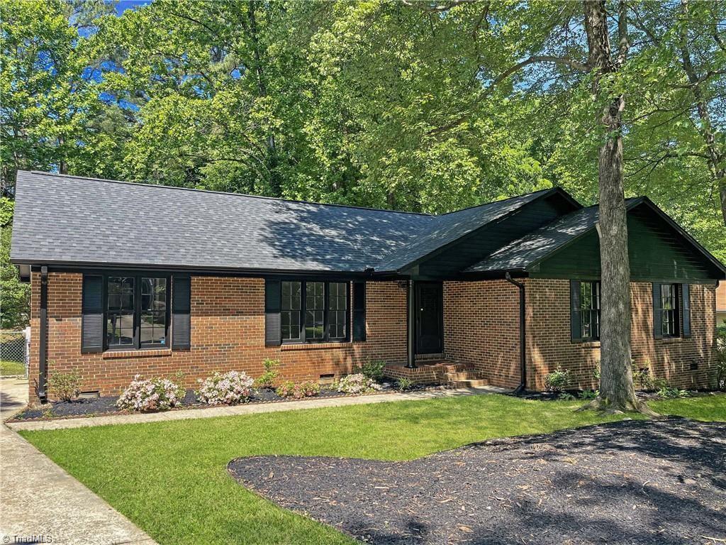 Forest Walk Dr, Greensboro, NC 27455