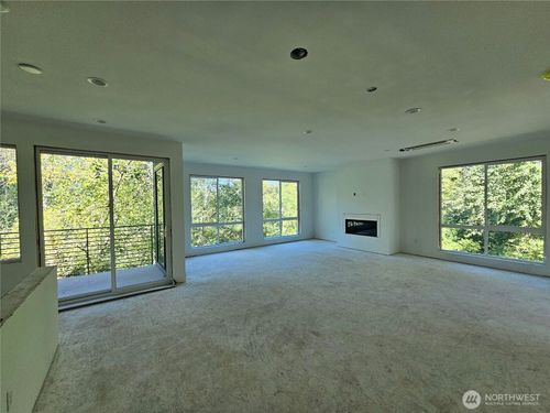 14892 HS#7 Ne 2nd Ct, Bellevue, WA, 98007 | Card Image