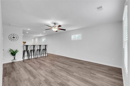 215 Royal Way, Pendleton, SC, 29670-1270 | Card Image