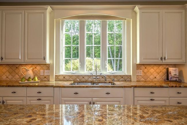 41 Christopher Dr, House other with 4 bedrooms, 3 bathrooms and 4 parking in Westfield MA | Image 16