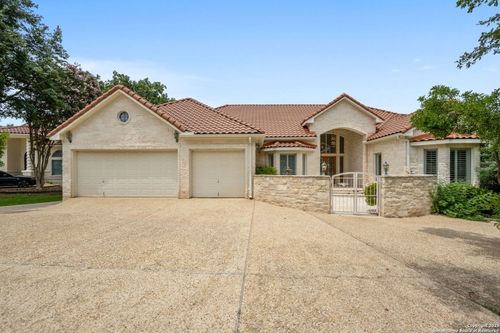 29626 Double Eagle Cir, Fair Oaks Ranch, TX, 78015-4934 | Card Image