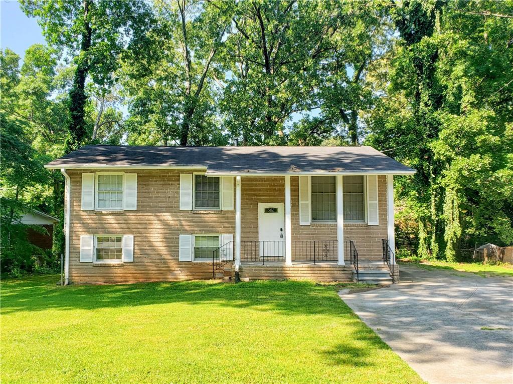 Louis Xiv Ln, South Fulton, GA 30349