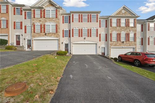 746 Freedom Dr., Collier Twp, PA, 15126 | Card Image