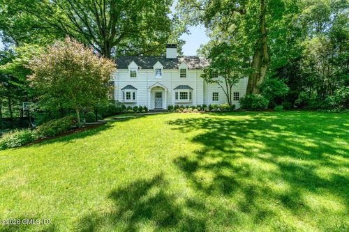 18 Owenoke Way, Riverside, CT, 06878-1902 | Card Image