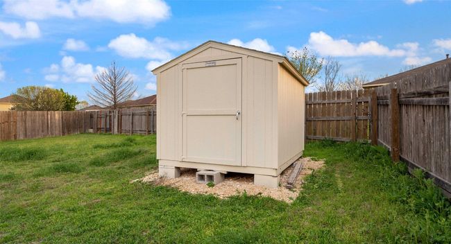 Shed for additional storage | Image 24