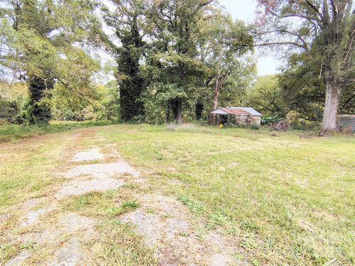 500 N Mountain St, Cherryville, NC, 28021-2420 | Card Image