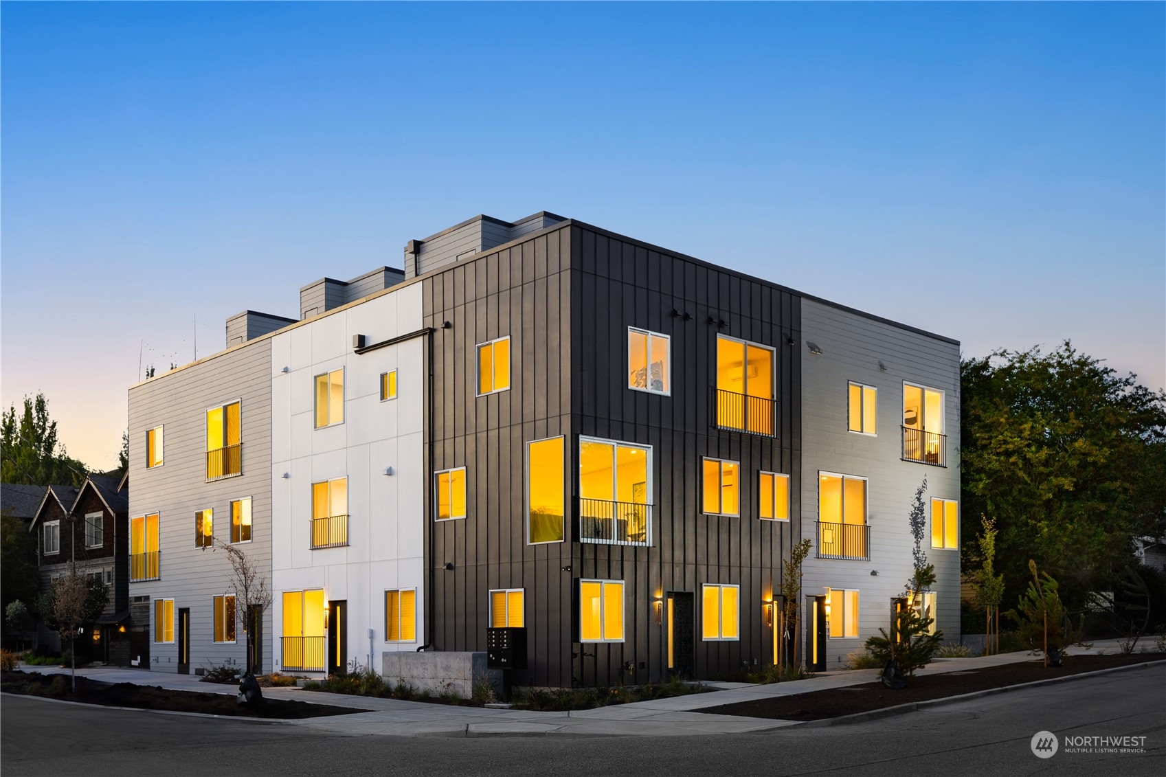 Walden St, Seattle, WA 98144