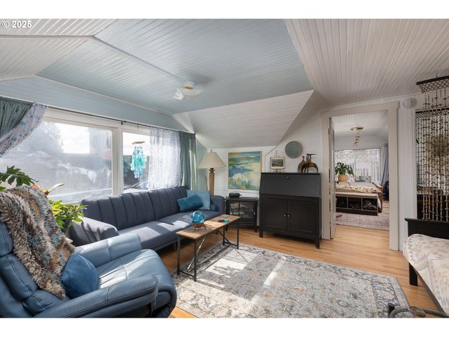 205 Sw Highway 101, Home with 0 bedrooms, 0 bathrooms and null parking in Waldport OR | Image 20