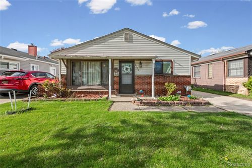 8153 Dale, Center Line, MI, 48015-1571 | Card Image