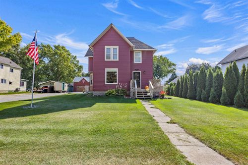 222 W Oak Grove Street, JUNEAU, WI, 53039 | Card Image