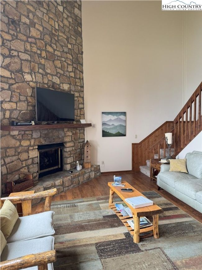200C - 170 Crestview Ln, Condo with 2 bedrooms, 2 bathrooms and null parking in Sugar Mountain NC | Image 13