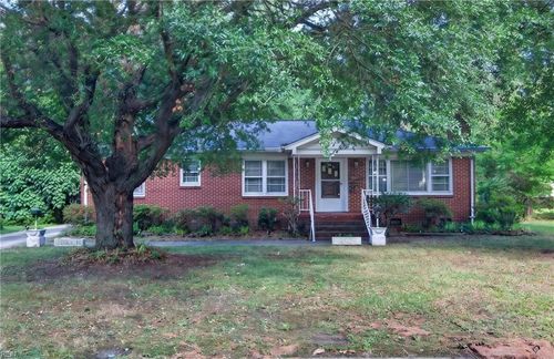14 Charlton Dr, Hampton, VA, 23666-3504 | Card Image